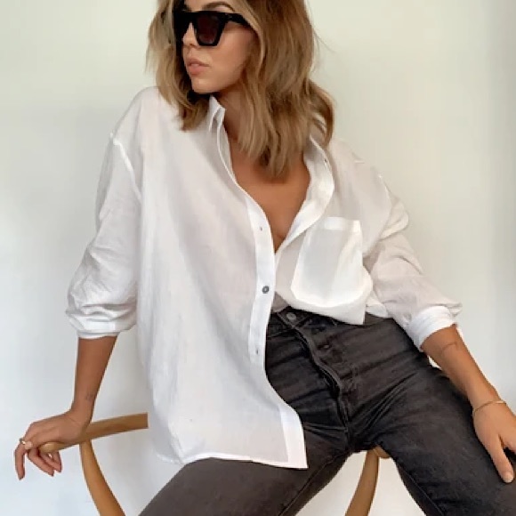 NWOT OVERSIZED WHITE BUTTON DOWN - Picture 1 of 3